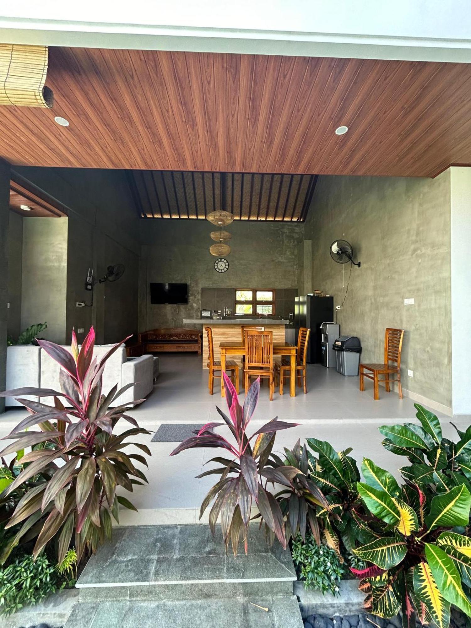 Villa Son Sun Uluwatu Exterior foto